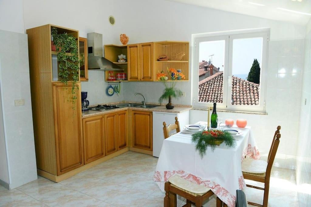 Vista Mare Apartment *